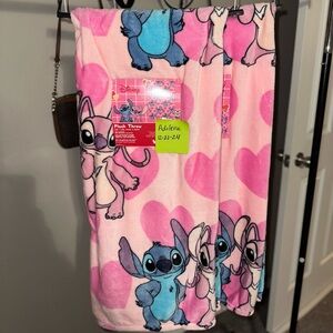 Stitch + Angel - Valentines Plush Throw